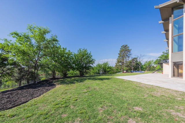 2 Altamira St, Borger, TX 79007 - view of yard featuring a patio area