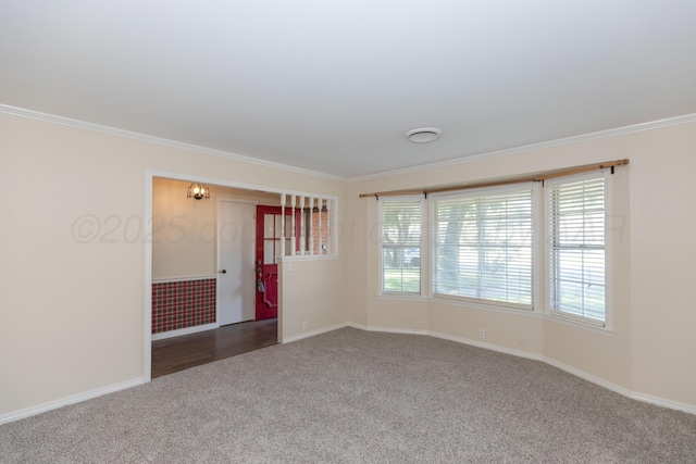 6710 Gainsborough Rd, Amarillo, TX 79106 - unfurnished room with carpet and ornamental molding