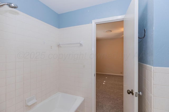 6710 Gainsborough Rd, Amarillo, TX 79106 - bathroom with shower / washtub combination