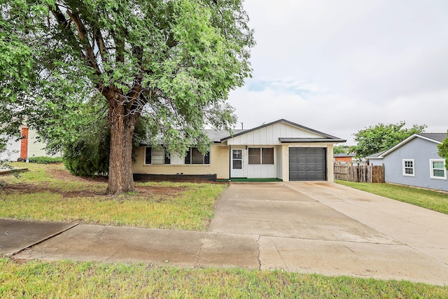 1204 Sycamore Ave, Amarillo, TX 79107 - photo 1