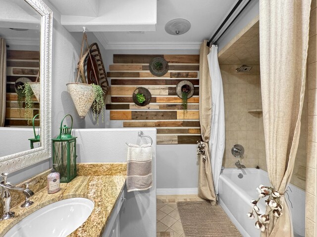 120 Port O Call Dr, Amarillo, TX 79118 - full bath featuring tile patterned flooring, vanity, and shower / tub combo