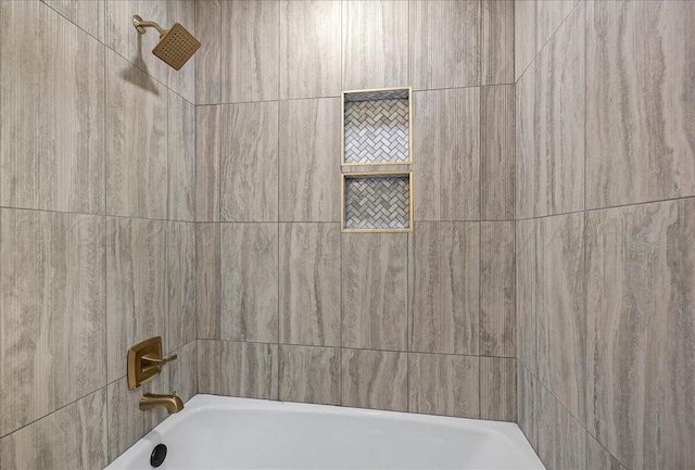 4400 Gem Lake Rd, Amarillo, TX 79106 - full bath featuring  shower combination