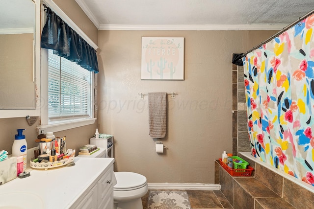 3616 NE 21st Ave, Amarillo, TX 79107 - full bath with vanity, crown molding, and tiled shower / bath