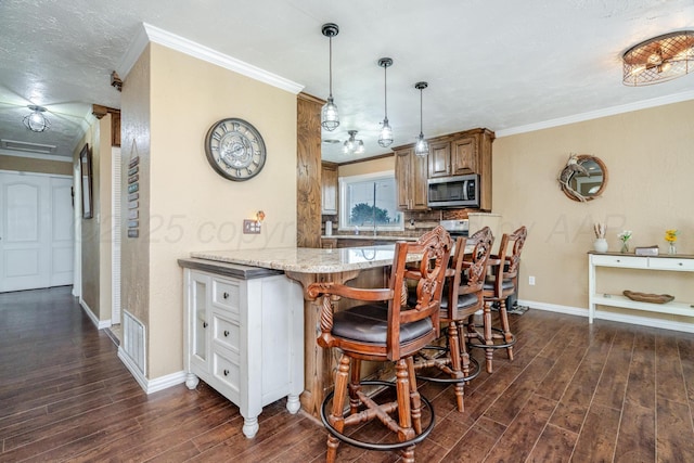 611 Kaye St, Borger, TX 79007 - photo 10