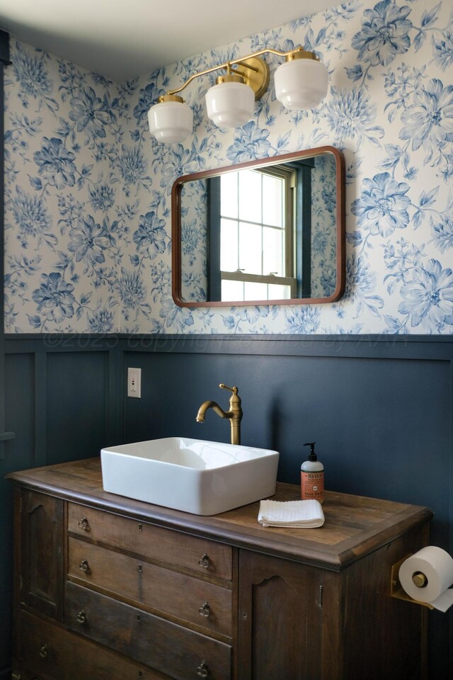 bathroom featuring vanity