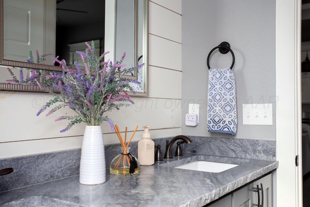 bathroom with vanity