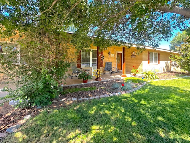 900 Bennett Dr, Dumas, TX 79029 - photo 2