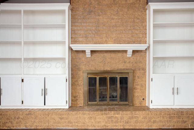 505 Alamo St, Claude, TX 79019 - detailed view of a fireplace