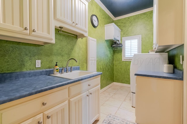 7809 Clearmeadow Dr, Amarillo, TX 79119 - kitchen featuring a sink, dark countertops, ornamental molding, and baseboards