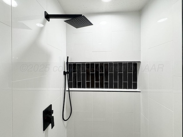 2607 15th Ave, Canyon, TX 79015 - bathroom view of a tile shower
