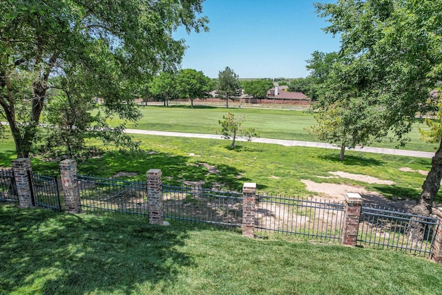 3 Country Club Dr, Amarillo, TX 79124 - view of yard