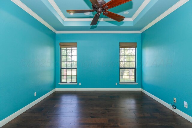 3 Country Club Dr, Amarillo, TX 79124 - unfurnished room featuring plenty of natural light, a tray ceiling, hardwood / wood-style floors, a ceiling fan, and ornamental molding