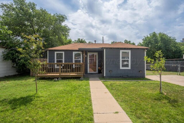 4215 S Tyler St, Amarillo, TX 79110 - view of front of home featuring a wooden deck