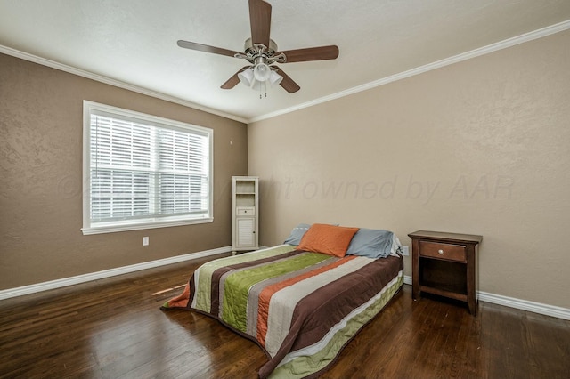 bedroom featuring crown molding, dark hardwood / wood-style floors, and ceiling fan