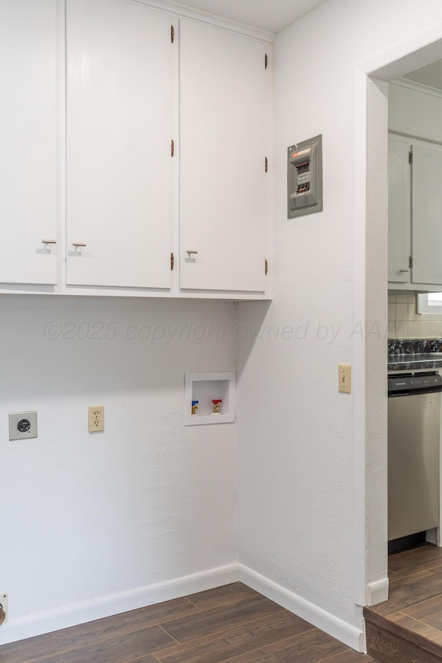 508 S Austin St, Shamrock, TX 79079 - laundry area with electric dryer hookup, hookup for a washing machine, and dark wood-style flooring