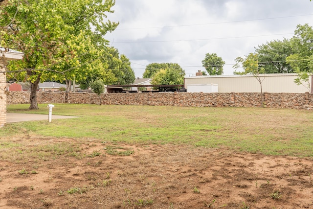 508 S Austin St, Shamrock, TX 79079 - view of green lawn