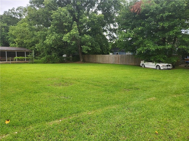 180 Carstens St, Mobile, AL 36617 - view of yard