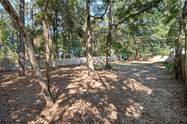 8814 Dawes Lake Rd N, Mobile, AL 36619 - view of yard with fence private yard