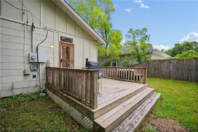 603 Glenwood St, Mobile, AL 36606 - view of wooden terrace