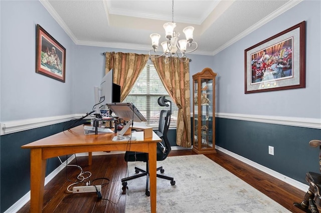 12601 Deer Ridge Dr, Wilmer, AL 36587 - home office featuring hardwood / wood-style floors, a tray ceiling, a chandelier, and crown molding