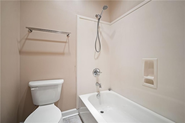 2000 Riverview Ave, Mobile, AL 36605 - full bath featuring toilet and shower / bath combination