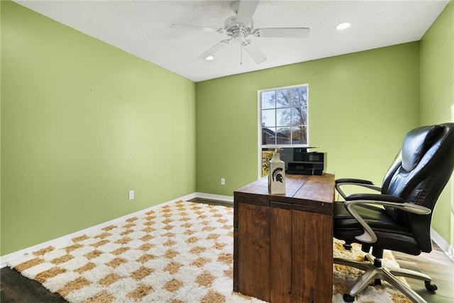 office featuring ceiling fan, baseboards, and recessed lighting