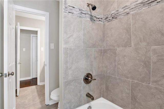 2604 Old Dobbin Dr E, Mobile, AL 36695 - bathroom with toilet and washtub / shower combination