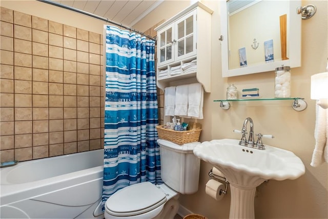 2012 Bienville Blvd, Dauphin Island, AL 36528 - full bathroom with toilet and shower / tub combo