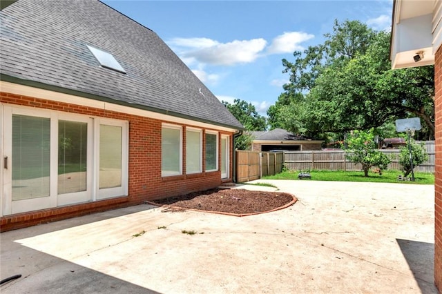 view of yard with a patio area