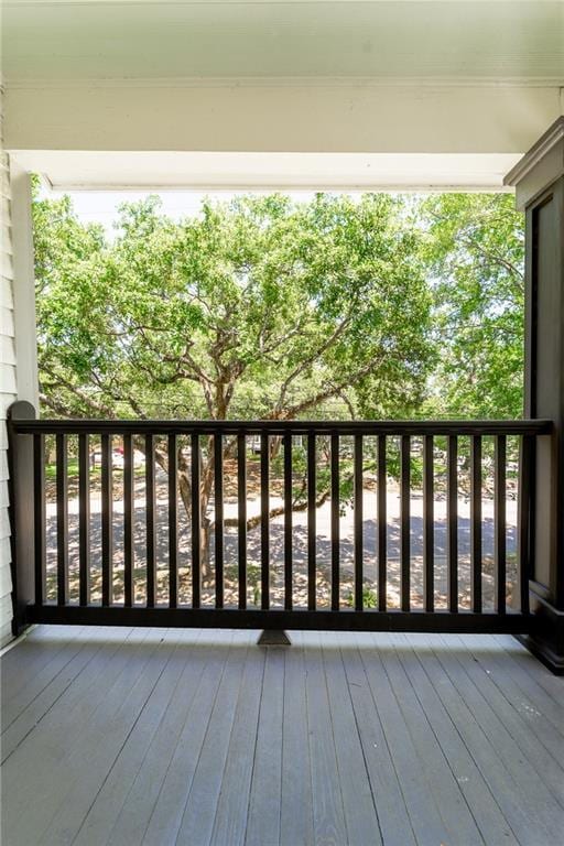1703 Dauphin St, Mobile, AL 36604 - view of wooden deck