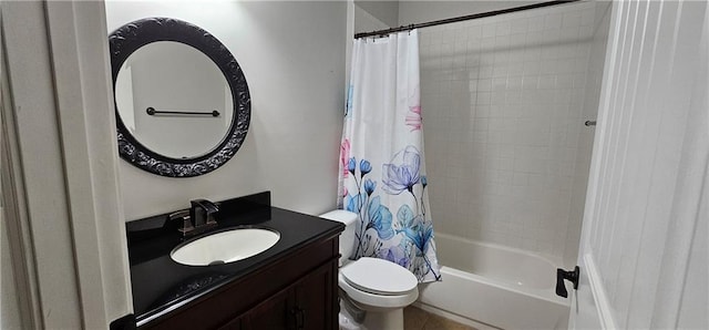 full bathroom featuring toilet, vanity, and shower / bath combo