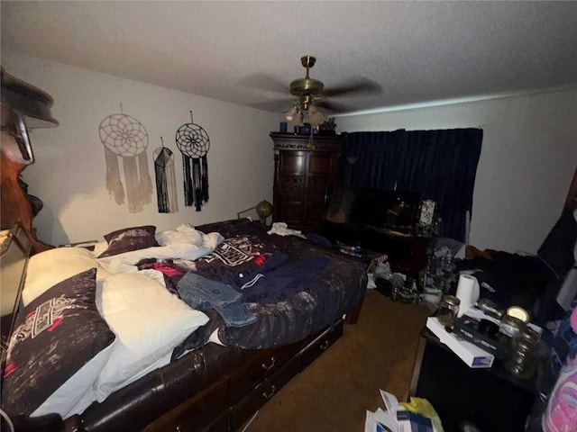 bedroom with carpet flooring and ceiling fan