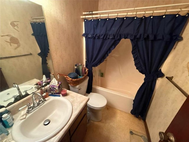 full bath featuring shower / bath combination with curtain, vanity, and toilet