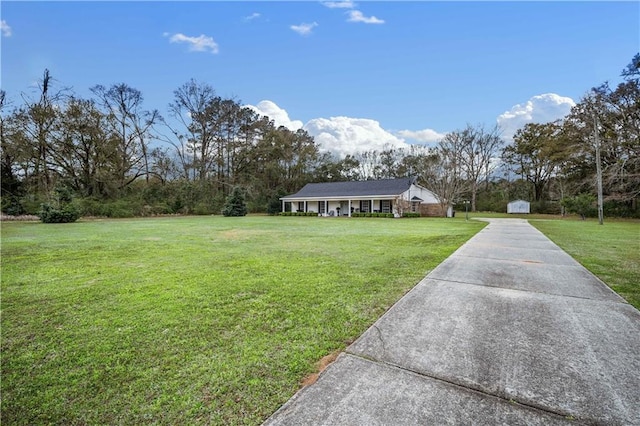 view of front of house with a front yard