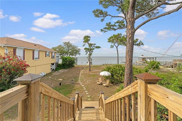 view of yard with a water view