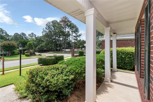 1056 Cross Gates Pl, Mobile, AL 36609 - view of porch