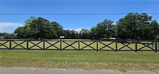 10515 Rainbow Dr E, Irvington, AL 36544
