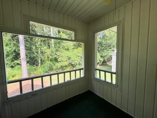 unfurnished sunroom with a healthy amount of sunlight