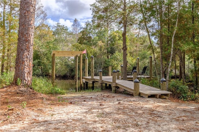 view of yard featuring a water view