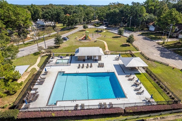 view of swimming pool featuring a patio