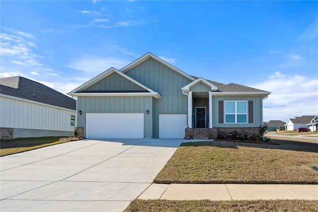 craftsman-style house with a front lawn and a garage