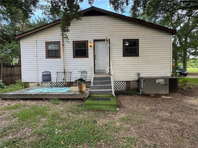 9740 Tanner Williams Rd, Mobile, AL 36608 - rear view of house featuring crawl space