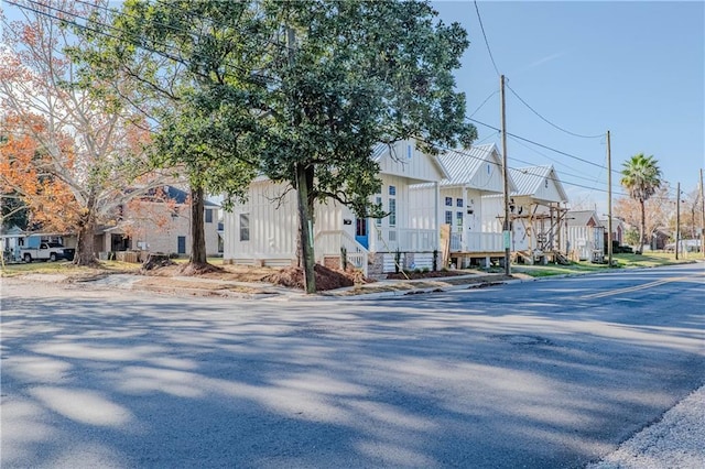 view of front of home with a residential view