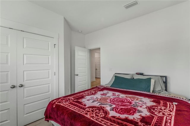 bedroom with a closet