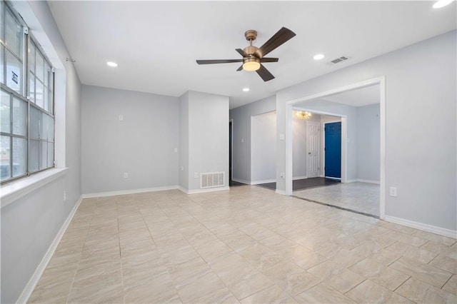 empty room with ceiling fan