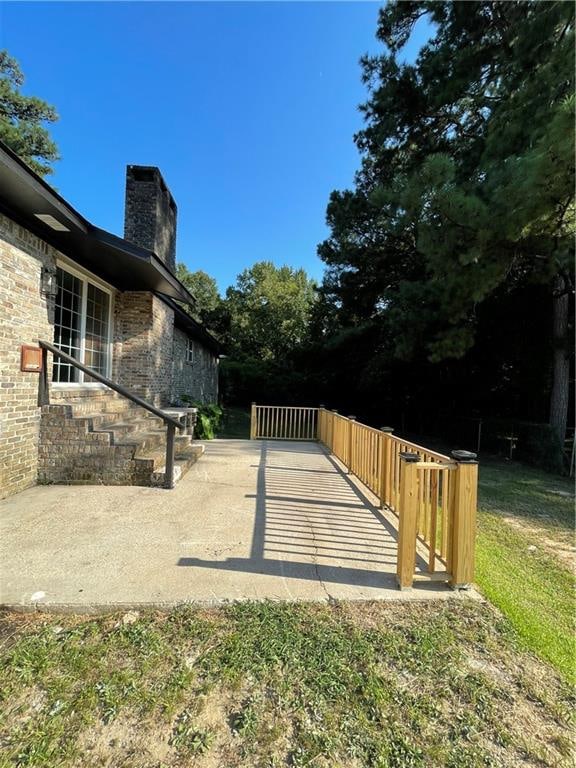 view of yard with a patio area