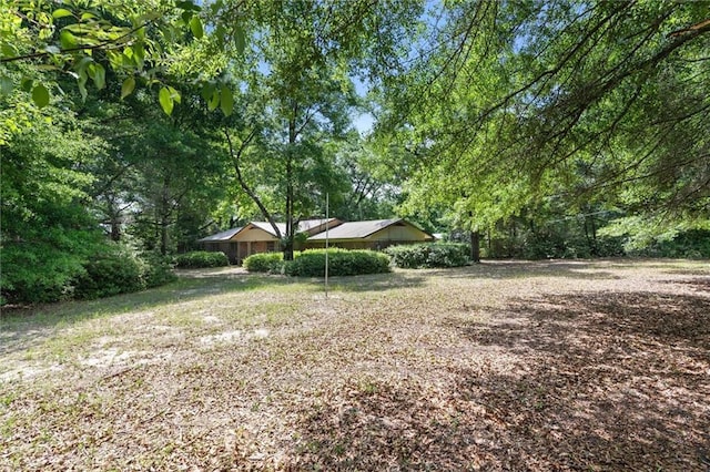 2950 Pinetucky Rd, Mobile, AL 36618 - view of yard