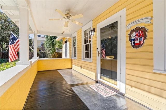 view of patio with covered porch and ceiling fan