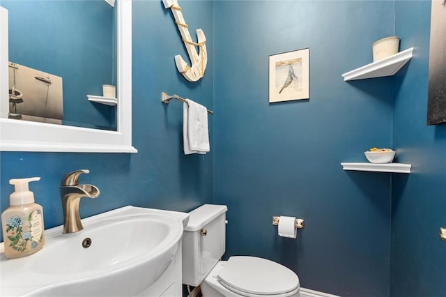 704 Providence Estates Dr E, Mobile, AL 36695 - bathroom featuring a sink and toilet