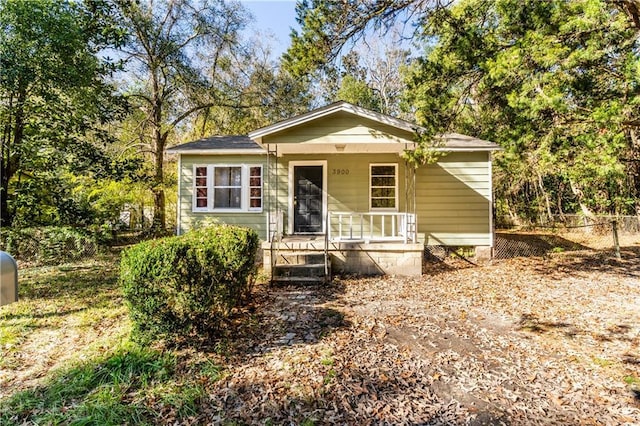 bungalow-style house featuring covered porch